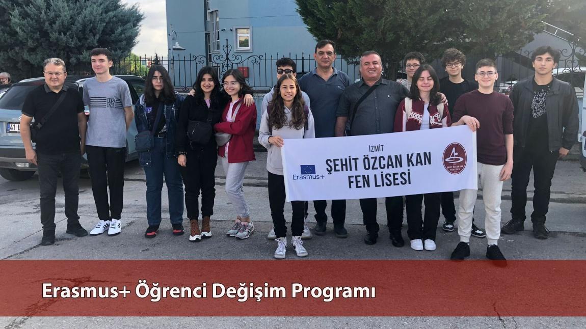 İzmit Şehit Özcan Kan Fen Lisesi Öğrencilerinin Erasmus+ Öğrenci Değişim Programı Hareketliliği Başladı.